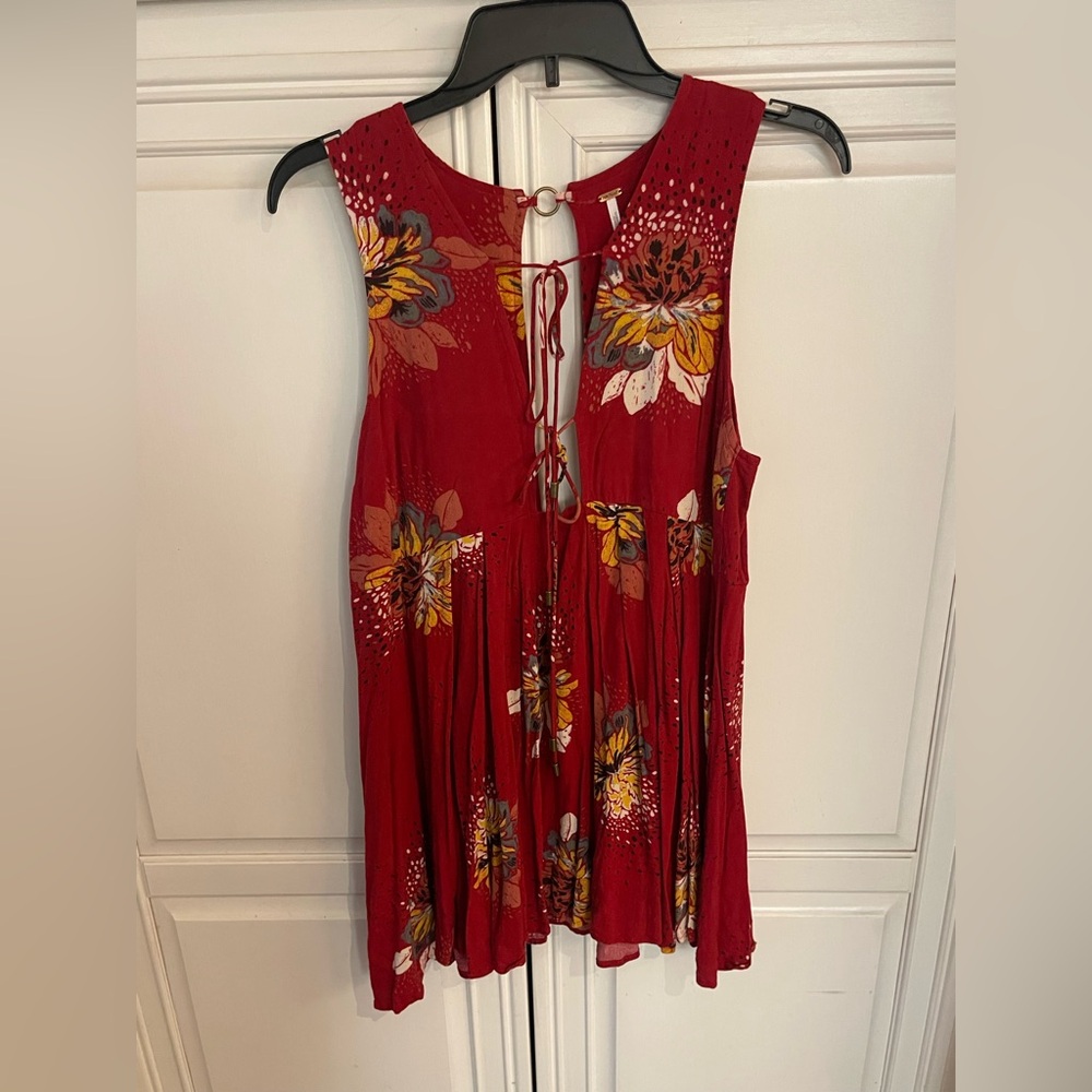 Floral Red Sleeveless Top/Tunic